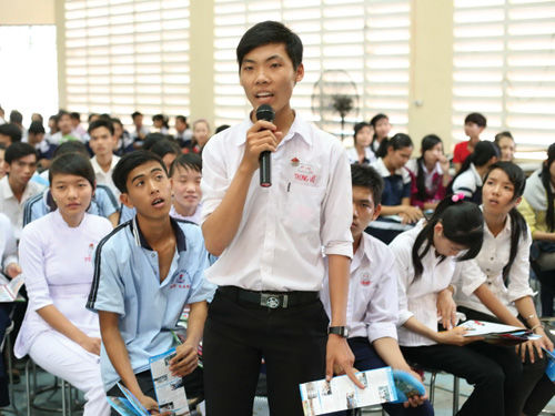 Thi sinh chan chu nop ho so DKDT, Tuyen sinh 2012, Quy che moi, thong tin tuyen sinh, nguyen vong 1, le phi thi, ma nganh chinh xac, ma nganh moi nhat, dang ky xet tuyen Thi sinh chan chu nop ho so DKDT, Tuyen sinh 2012, Quy che moi, thong tin tuyen sinh, nguyen vong 1, le phi thi, ma nganh chinh xac, ma nganh moi nhat, dang ky xet tuyen