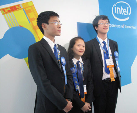 Giải Nhất ISEF 2012, 3 hoc sinh doat giai tai my, tuyen sinh, thong tin tuyen sinh, xu ly nuoc, truong Amsterdam, hoc sinh truong Amsterdam, ha noi Amsterdam  Giải Nhất ISEF 2012, 3 hoc sinh doat giai tai my, tuyen sinh, thong tin tuyen sinh, xu ly nuoc, truong Amsterdam, hoc sinh truong Amsterdam, ha noi Amsterdam