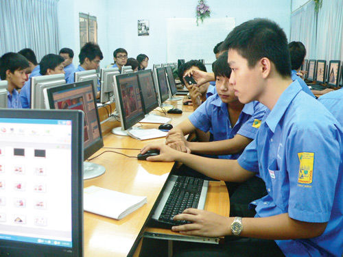 Những bất cập trong luật dạy nghề, Trường trung cấp tại Hà Nội, tuyển sinh, sai gon giai phong, học nghề, dạy nghề Những bất cập trong luật dạy nghề, Trường trung cấp tại Hà Nội, tuyển sinh, sai gon giai phong, học nghề, dạy nghề