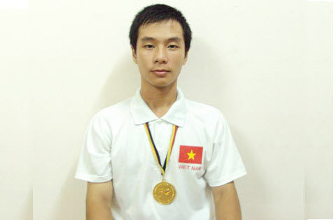 Phạm Đức Hùng, chủ nhân Huy chương vàng Olympic Toán quốc tế năm 2009.