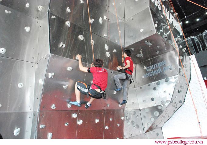 Cùng leo núi với PSB College - Ảnh 4