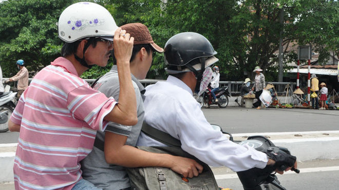 Những mánh khóe chèn ép mùa thi, Lưu ý thí sinh thi ĐH tại thành phố lớn, Ăn theo mùa thi, tuoi tre, tuyển sinh, thông tin tuyển sinh