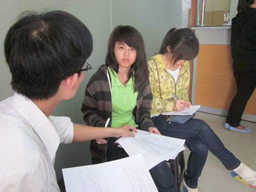 Thí sinh dự thi tại các trường ĐH lớn chỉ đạt 50%, Số lượng thí sinh ảo vẫn cao, tuyển sinh, thông tin tuyển sinh, dan tri, hồ sơ thi đại học, chỉnh sửa hồ sơ