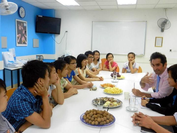 Những chia sẻ rất thật của Mr. Hello - Ảnh 1