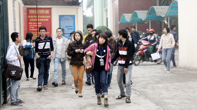  dai hoc kinh doanh va cong nghe ha noi, tuyen sinh, hoc sinh chem nhau, dam nhau, danh nhau, bao luc hoc duong, sinh vien, phu huynh, hoc sinh, kien thuc