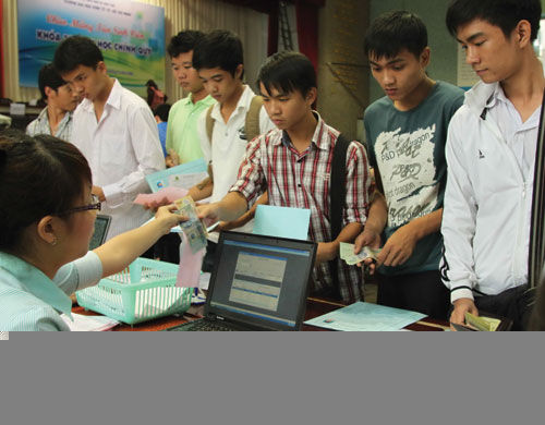 giam hoc phi, gia hoc phi truong cong lap, hoc phi truong dai hoc cong lap, hoc phi truong dan lap, hoc sinh ngheo, sinh vien ngheo, doi tuong chinh sach, thanh nien, tuyen sinh, thong tin tuyen sinh, giao duc, kenh tuyen sinh, tuyen sinh 2013