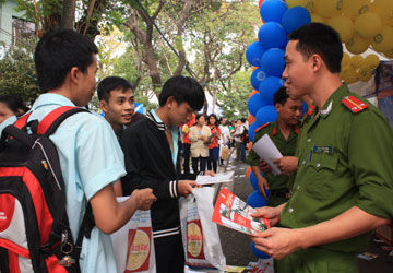 Uu tien va chi tieu truong quan doi, tuyen sinh 2012, thong tin tuyen sinh 2012, chi tieu tuye sinh, hoc vien an ninh, hoc vien hau can, dai hoc nguyen hue, hoc vien khoa hoc quan su, hoc vien bien phonghoc vien phong khong, hoc vien hau can, dai hoc chinh tri