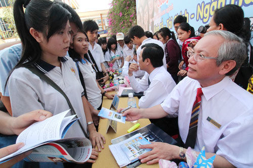 Loi nhuan va phi loi nhuan o truong tu, Hoc phi truong tu 2012, hoc phi moi, truong hoc phi re, truong dan lap, truong tu thuc, chat luong truong dan lap Loi nhuan va phi loi nhuan o truong tu, Hoc phi truong tu 2012, hoc phi moi, truong hoc phi re, truong dan lap, truong tu thuc, chat luong truong dan lap