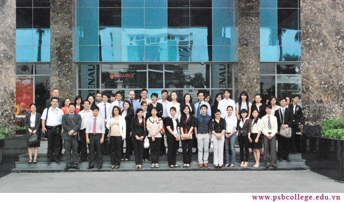 Sinh viên PSB tham quan học tập tại Becamex IDC Bình Dương - Ảnh 5