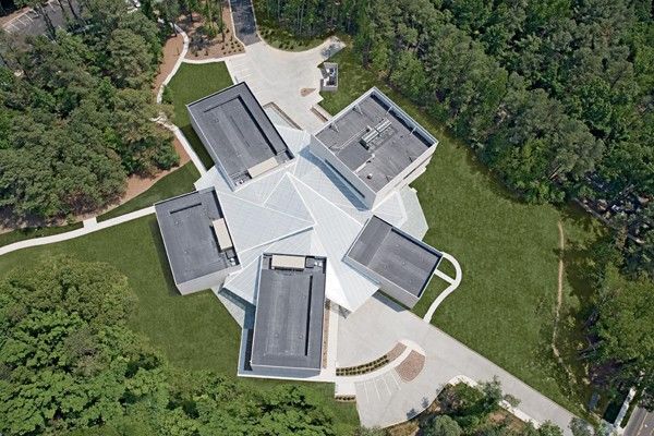 Trường đại học quốc tế lớn nhất thế giới rộng 32Km vuông