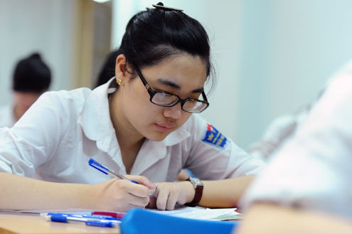 Tăng lệ phí xét tuyển đại học cao đẳng tang le phi xet tuyen, xet tuyen, nguyen vong 2, ho so thi dai hoc, diem thi dai hoc, diem san, tuyen sinh, thong tin tuyen sinh, vnexpress