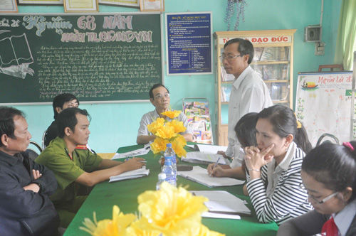 chong pha, tuyen sinh, du thi, thi hoc ky, duoi hoc, hoc sinh ca biet, truong hoc, hoc sinh, phap luat viet nam