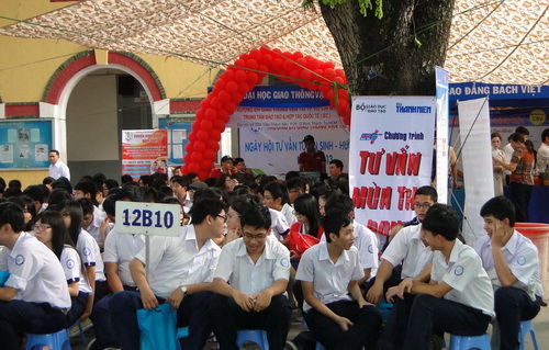 Tư vấn tuyển sinh tại TPHCM: Chương trình tư vấn mùa thi lần thứ 14