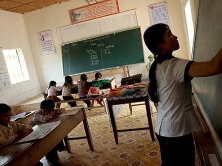 Đổi mới chương trình bỏ quên giáo viên? - Ảnh 1