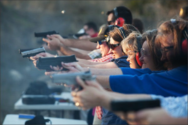 Mỹ: giáo viên được dạy bắn súng