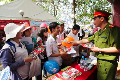Chỉ tiêu tuyển sinh Đại học Phòng cháy chữa cháy chi tieu tuyen sinh dai hoc phong chay chua cay