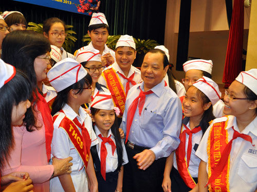 Học sinh muốn giảm tải chương trình học