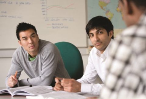 Học tiếng Anh tại Lớp IELTS Masterclass miễn phí