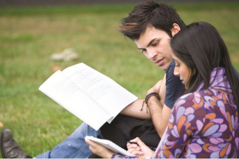 Học tiếng Anh tại Lớp IELTS Masterclass miễn phí