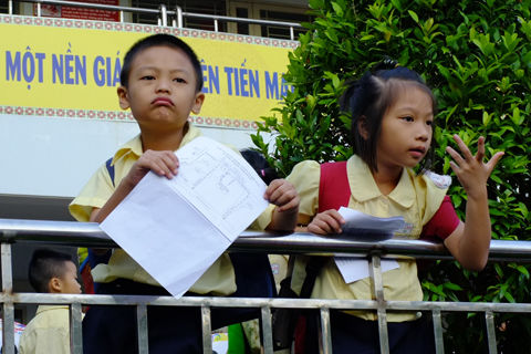 Gần 7000 học sinh lớp 2 tại TPHCM tham gia thi chứng chỉ tiếng Anh - Ảnh 4