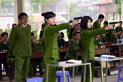 Một ngày trên thao trường của nữ học viên Học viện Cảnh Sát - Ảnh 7