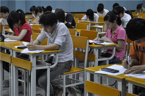 Luyện thi đại học: Không phải thủ khoa nào cũng có thể làm gia sư Luyện thi đại học: Không phải thủ khoa nào cũng có thể làm gia sư