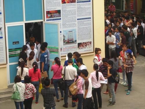 Kết thúc thời gian nhận hồ sơ đăng ký dự thi ĐHCĐ 2013