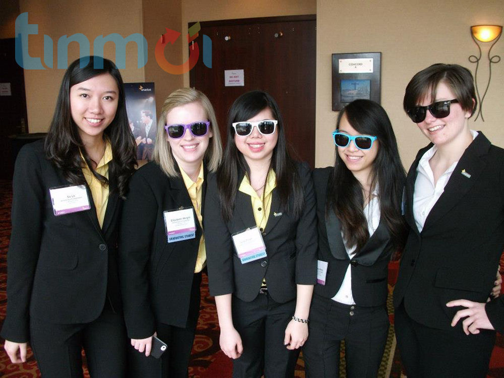 Du học sinh nói về cơ hội ở Việt Nam và khi ra nước ngoài