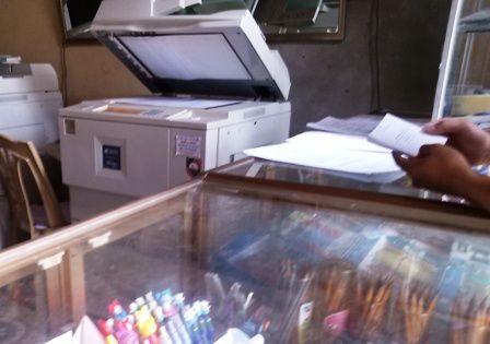 Phao thi được "chuẩn bị kỹ càng" trước giờ thí sinh làm bài Phao thi được "chuẩn bị kỹ càng" trước giờ thí sinh làm bài