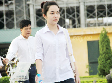 Thí sinh dự thi tốt nghiệp THPT năm 2013 (Ảnh: Phạm Thịnh)