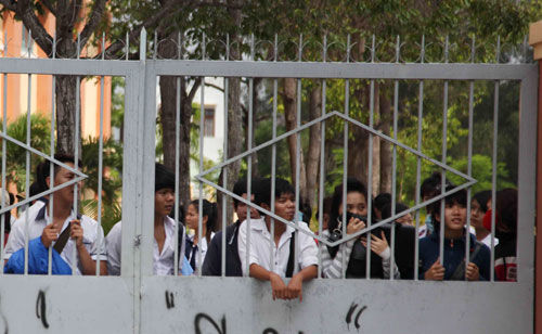 Những hình ảnh khó quên trong kỳ thi tốt nghiệp THPT 2018 - Ảnh 7