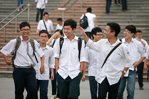 them dot tuyen sinh dh