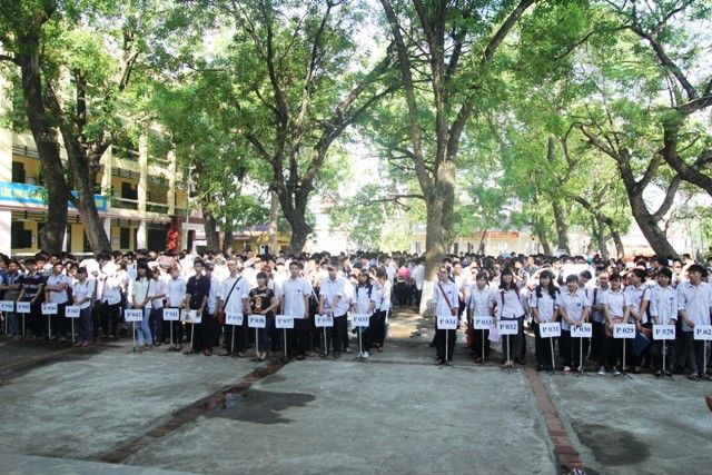 Thi tốt nghiệp: Thí sinh không được mang điện thoại vào phòng thi