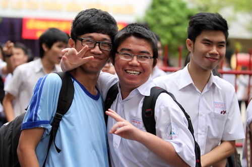 Những hình ảnh khó quên trong kỳ thi tốt nghiệp THPT 2018 - Ảnh 13