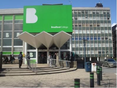 Hội thảo du học Úc trường Bradford College - Ảnh 1