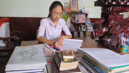 Thủ khoa tốt nghiệp Huế 59 điểm Thủ khoa tốt nghiệp Huế 59 điểm