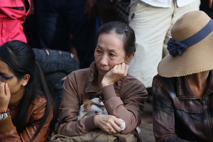 Thí sinh căng thẳng, phụ huynh lo âu - Ảnh 7