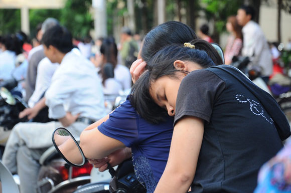 Sáng nay thí sinh thi môn cuối cùng: Môn Vật Lý/ tiếng anh (Khối A1)