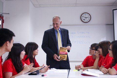 Du học tại chỗ tại British University Vietnam?