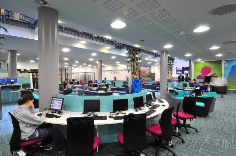 Đại học York St John: Trải nghiệm tuyệt vời của sinh viên