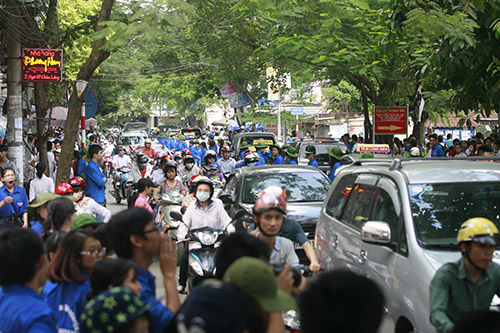 Đề thi đại học môn cuối không quá khó - Ảnh 10