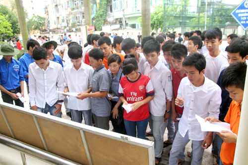 Tạm chấp nhận phương án tính điểm sàn đại học của Bộ giáo dục - Ảnh 1