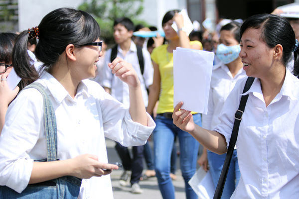 Nhiều thí sinh tự tin với đề thi môn Hoá khối A và môn Anh khối A1 Nhiều thí sinh tự tin với đề thi môn Hoá khối A và môn Anh khối A1