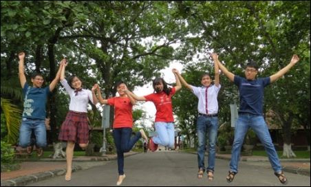 Lớp chuyên Anh trường Quốc học Huế có 6 thí sinh đậu thủ khoa