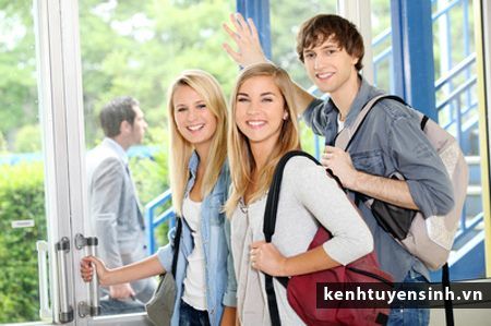 Vì sao ngày càng có nhiều người lựa chọn đi du học?