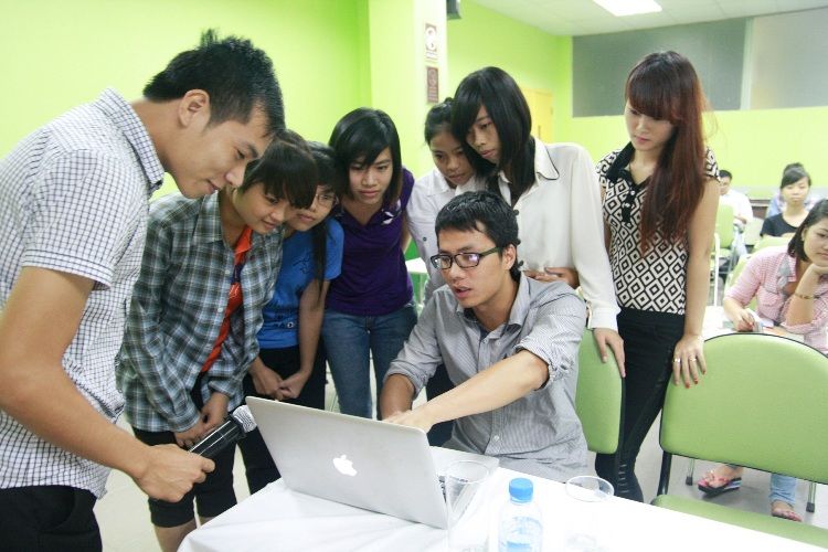 Quỹ học bổng nữ sinh CNTT đầu tiên tại Việt Nam - Ảnh 1