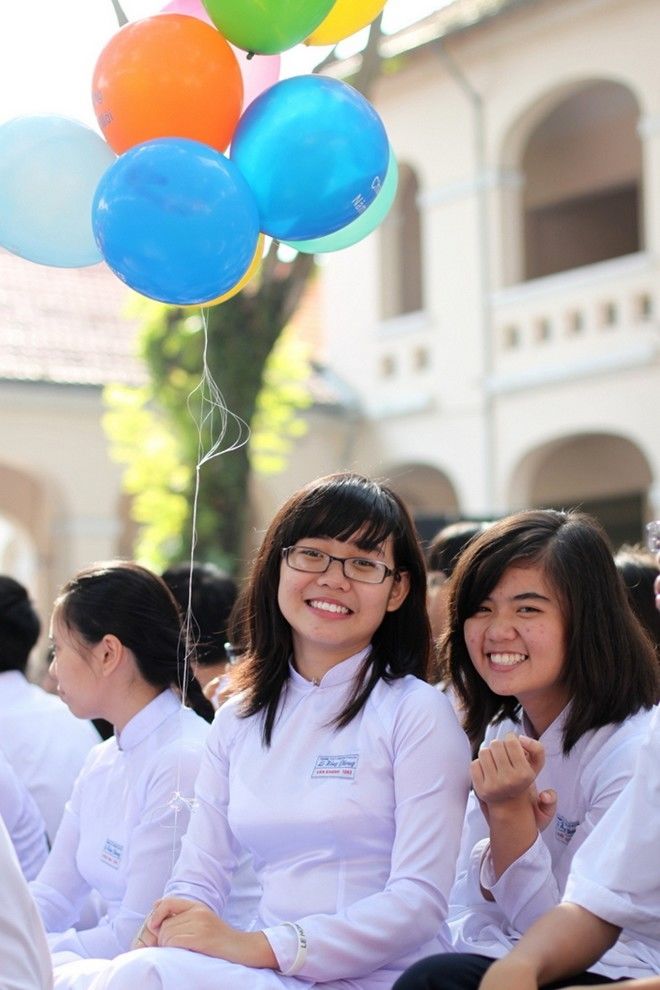 nữ sinh, khai giảng, tựu trường, áo dài