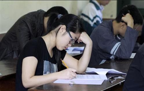 2 trong 1: Chiếc phao cho xã hội hoá giáo dục hay cho Bộ, ngành?