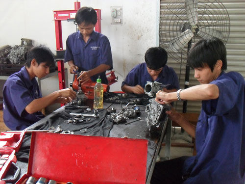 Hệ lụy do đào tạo thiếu quy hoạch - Ảnh 1