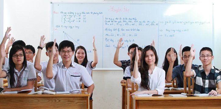 Luyện thi tại TITAN Education với lớp học không quá 20 học sinh